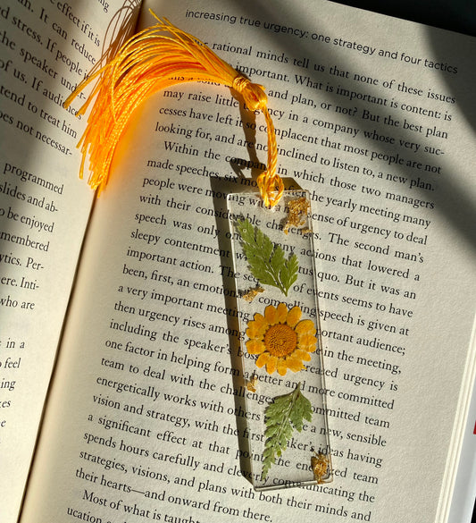 Mini Orange Daisy Glow Bookmark